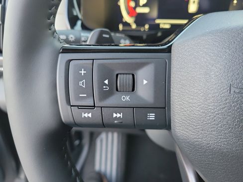 New 2026 Nissan Pathfinder SL image 21