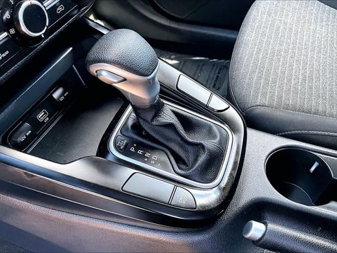 Used 2021 Kia Soul S FWD image 16