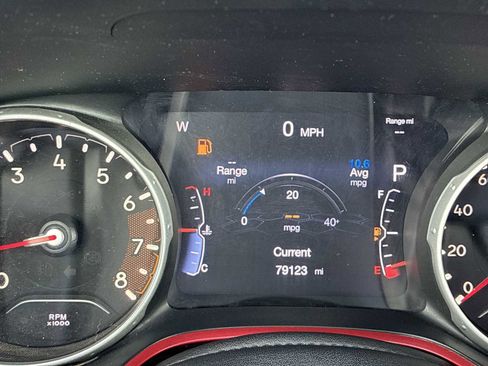 Used 2020 Jeep Compass Trailhawk AWD/4WD image 10