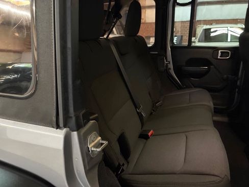 Used 2020 Jeep Wrangler Unlimited Sport AWD/4WD image 16