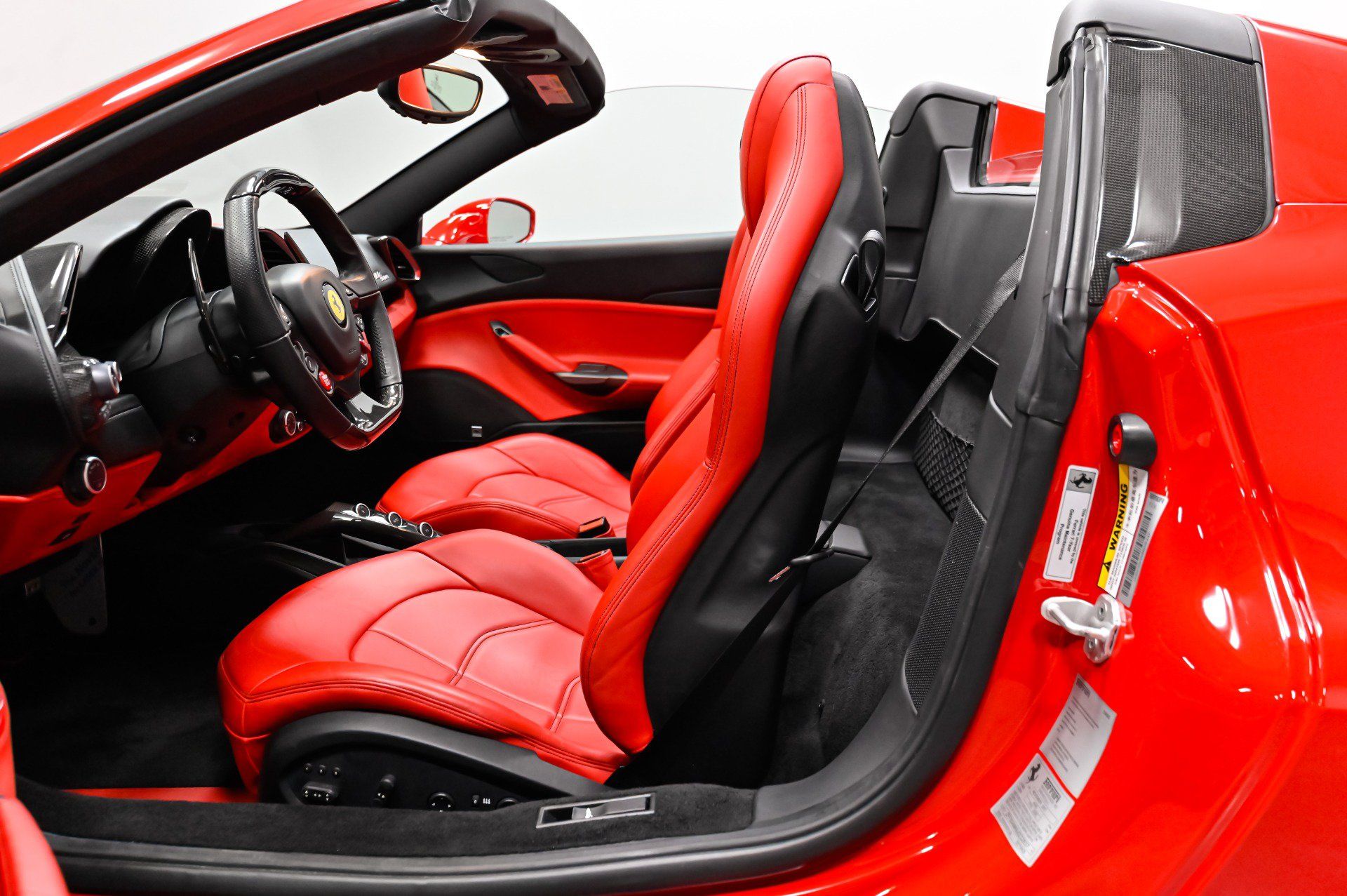 Used 2018 Ferrari 488 Spider RWD image 11