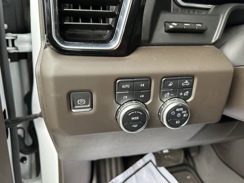 Certified 2024 GMC Sierra 1500 Denali w/ Technology Package image 18