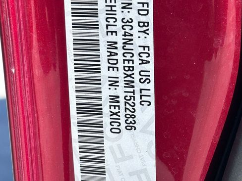 Used 2021 Jeep Compass Latitude w/ Sun and Sound Group image 20