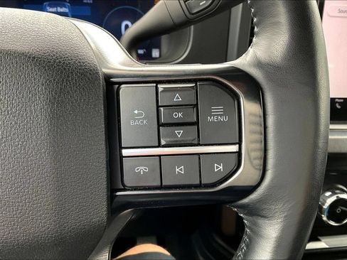 Used 2025 Ford F450 Platinum AWD/4WD image 11