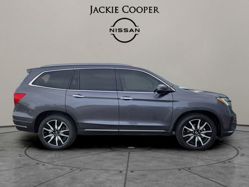 Used 2019 Honda Pilot Touring image 6