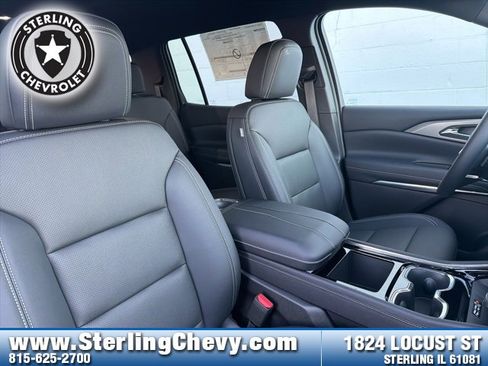 New 2026 Chevrolet Traverse LT w/ LPO, Floor Liner Package image 12