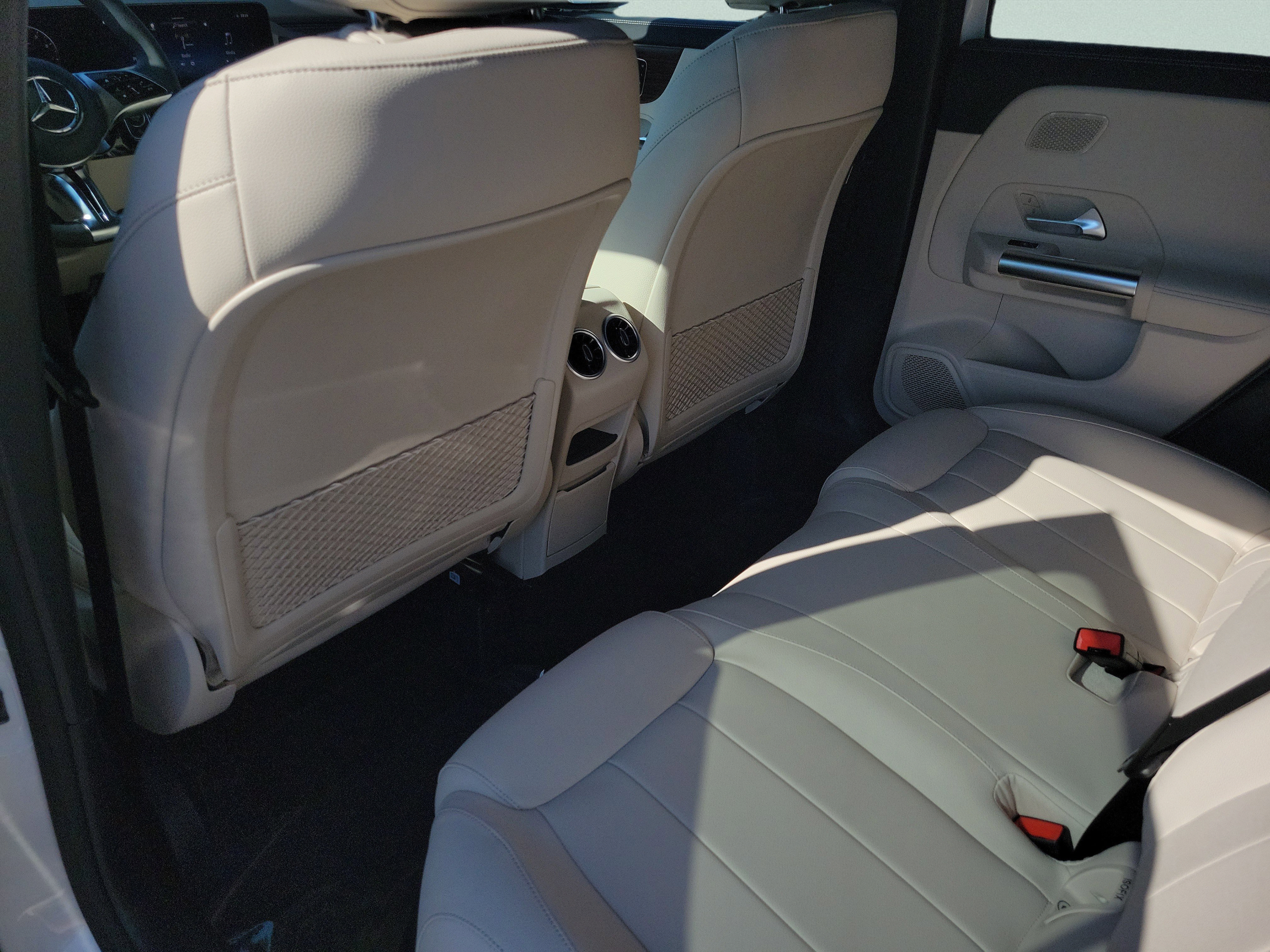 Certified 2026 Mercedes-Benz GLA 250 image 10