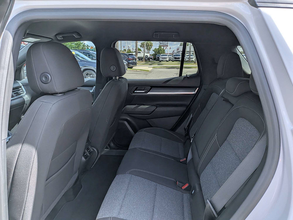 Certified 2025 GMC Terrain Elevation FWD image 13