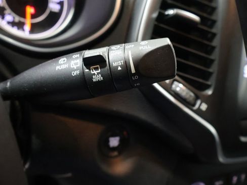 Certified 2019 Jeep Cherokee Latitude Plus w/ Cold Weather Group image 33