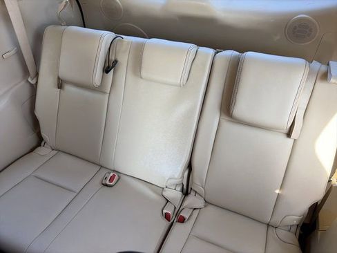 Used 2018 Toyota Highlander Limited image 16