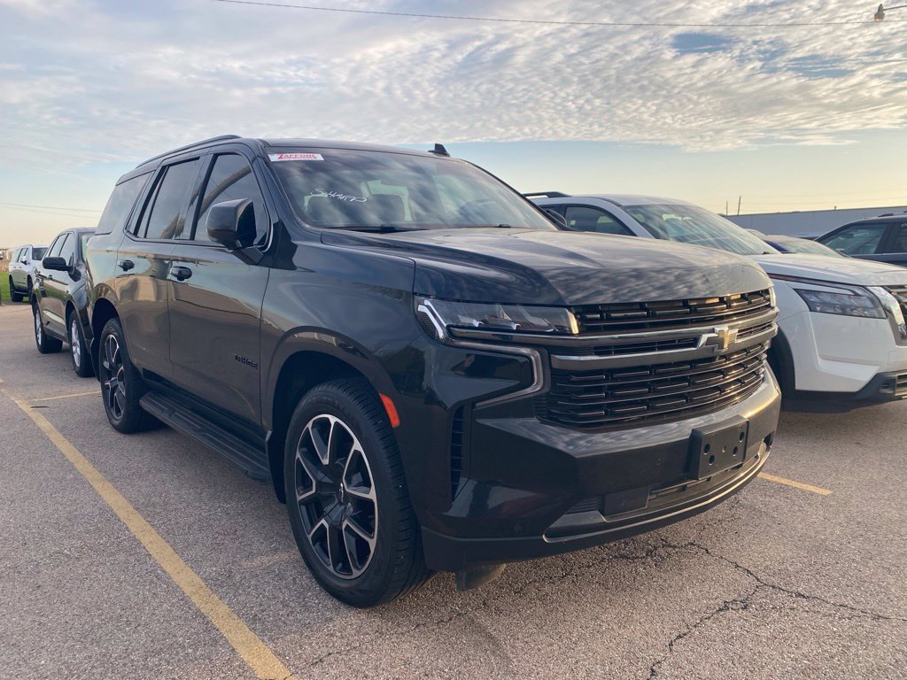 Used 2022 Chevrolet Tahoe RST w/ Luxury Package AWD/4WD image 4