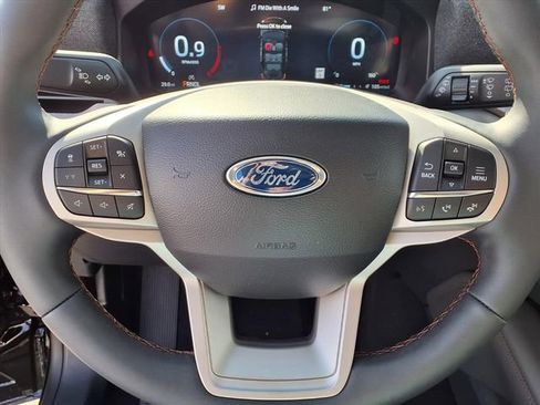 New 2026 Ford Explorer Active AWD/4WD image 17