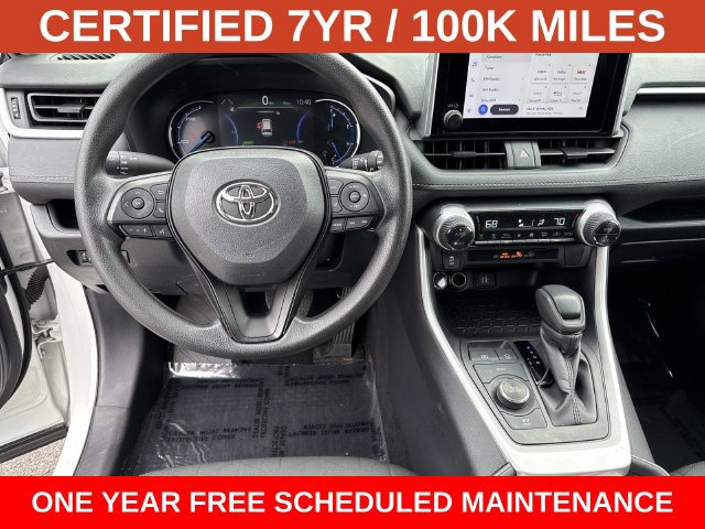 Used 2024 Toyota RAV4 XLE AWD/4WD image 17