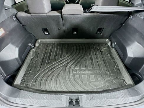 Used 2024 Subaru Crosstrek 2.0i Premium image 33