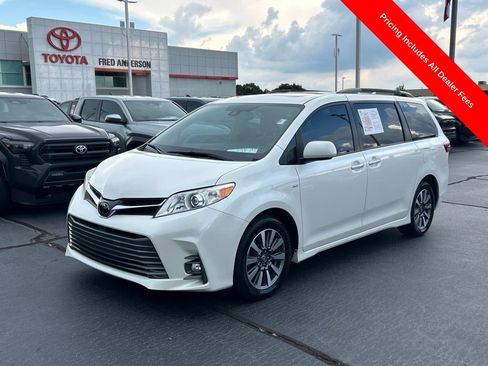 Used 2020 Toyota Sienna XLE Premium AWD/4WD image 1