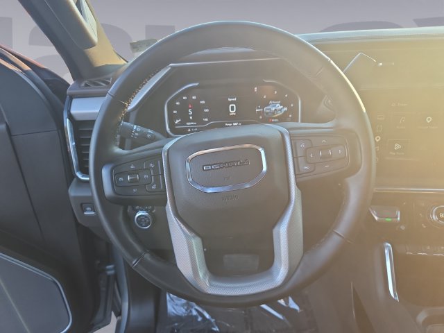 Used 2024 GMC Sierra 2500 Denali w/ Denali Reserve Package AWD/4WD image 13