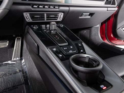 Certified 2025 Porsche 911 Carrera image 48