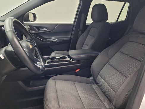 Used 2025 Chevrolet Equinox LT image 17