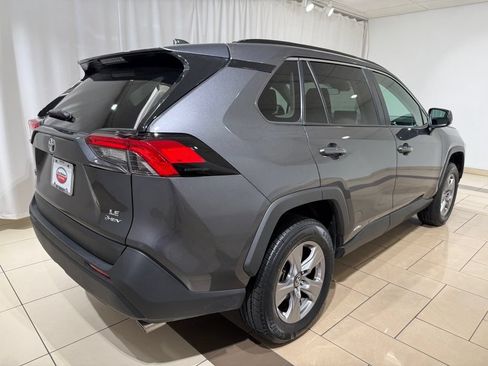 Certified 2025 Toyota RAV4 LE AWD/4WD image 5