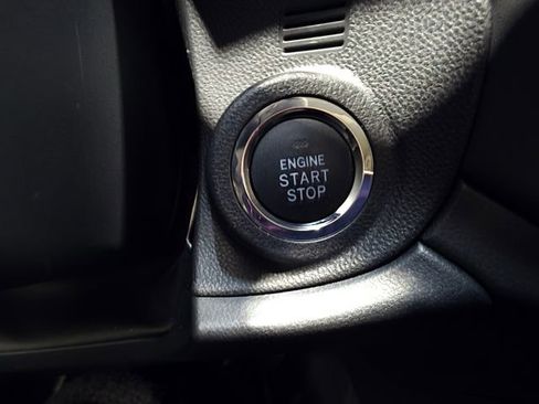 Certified 2025 Subaru Outback Limited image 22