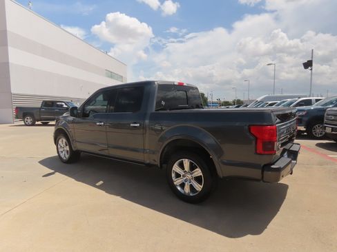 Used 2018 Ford F150 Platinum w/ Equipment Group 701A Luxury RWD image 16