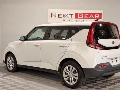 Used 2020 Kia Soul LX FWD image 7