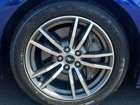 Used 2016 Ford Mustang GT RWD image 38