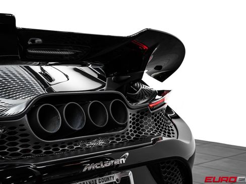 Used 2022 McLaren 765LT RWD image 24