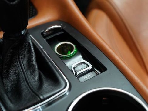 Used 2016 Maserati GranTurismo Convertible RWD image 27