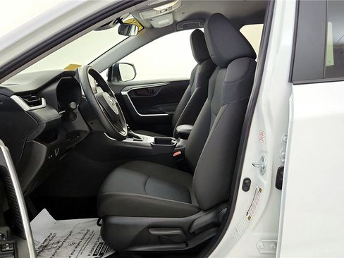 Used 2025 Toyota RAV4 LE image 25