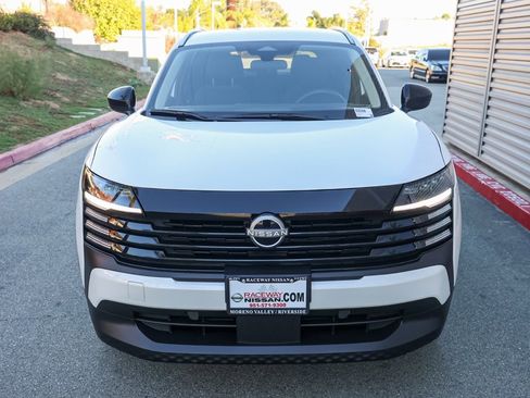 New 2026 Nissan Kicks SV image 9