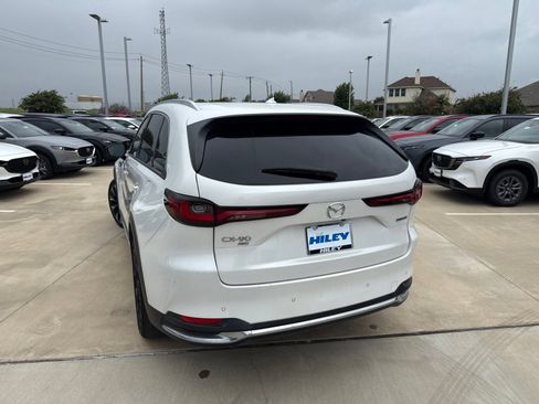 Used 2024 MAZDA CX-90 Plug-In Hybrid w/ Premium Pkg AWD/4WD image 7