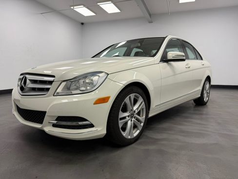 Used 2012 Mercedes-Benz C 300 4MATIC Sedan w/ Premium 1 Pkg image 5