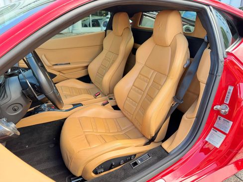 Used 2011 Ferrari 458 Italia Coupe RWD image 37