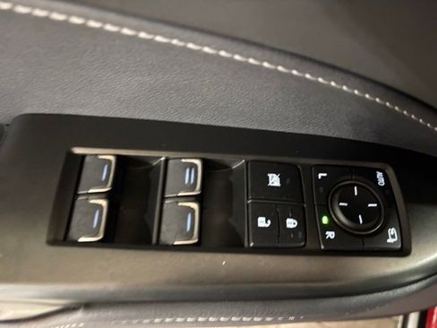 Used 2025 Lexus NX 300h AWD w/ Luxury Package image 10