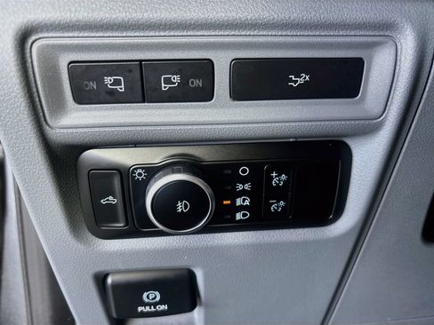 Used 2023 Ford F150 XLT w/ Equipment Group 302A High RWD image 10