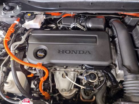 Used 2023 Honda CR-V Sport image 7