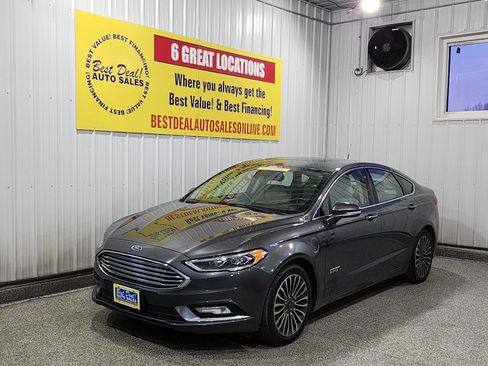 Used 2018 Ford Fusion Energi Titanium image 1