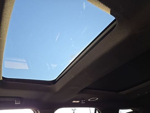 Used 2018 Ford Explorer Limited w/ Equipment Group 301A image 40