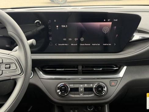 New 2026 Buick Envista Preferred image 24