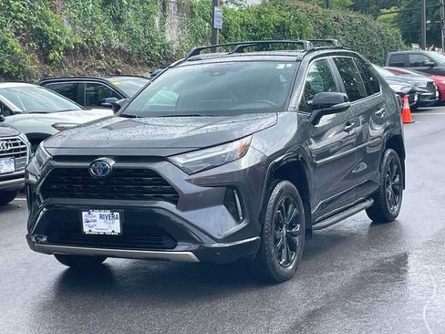 Used 2024 Toyota RAV4 XSE w/ Advanced Technology Package AWD/4WD image 4