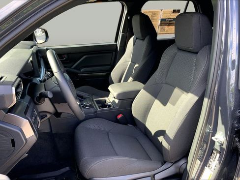 Used 2026 Toyota 4Runner SR5 AWD/4WD image 9