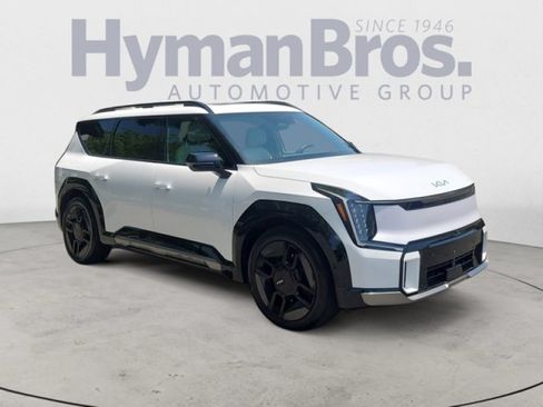 Used 2025 Kia EV9 GT-Line AWD/4WD image 1