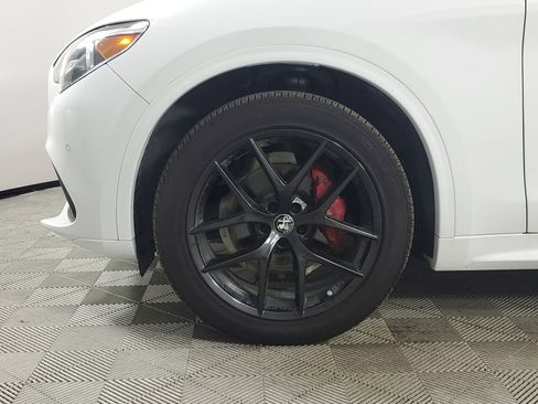 Used 2021 Alfa Romeo Stelvio Ti Sport image 17