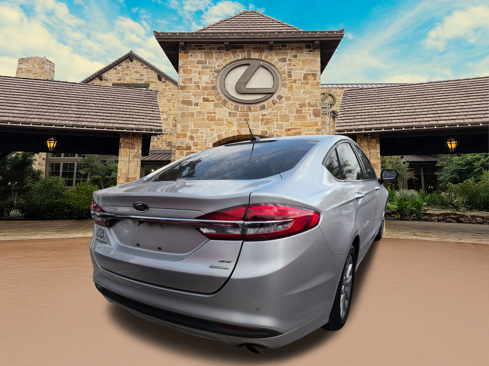Used 2017 Ford Fusion SE w/ Fusion SE Technology Package FWD image 3