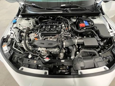 Used 2024 Honda Civic Sport Touring image 27