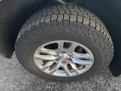 Used 2019 Chevrolet Silverado 1500 LT w/ All-Star Edition image 11