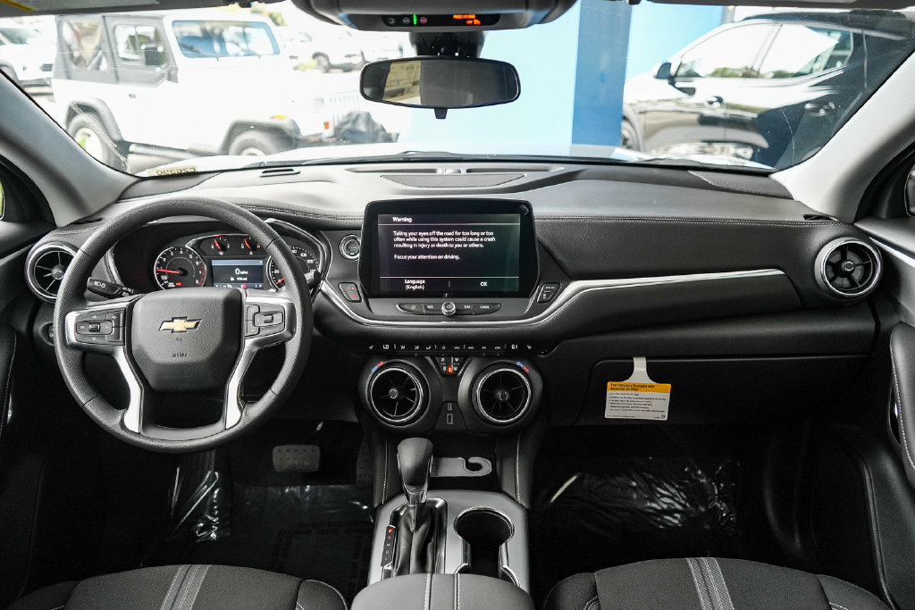 New 2026 Chevrolet Blazer LT AWD/4WD image 10