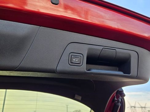 Used 2023 Buick Envision Essence image 15