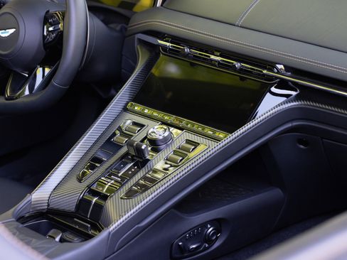 Used 2025 Aston Martin DB12 Convertible RWD image 73